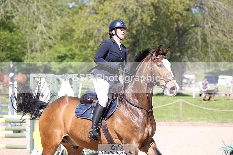 230513-101256-03722 - Cls 18 Snr 1.05m Open