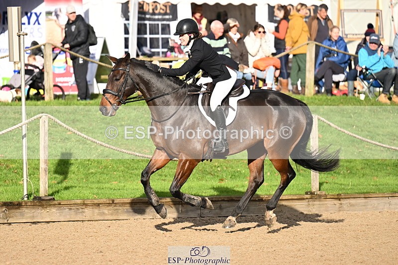 251024A-101308-06359 - B-132-Hannah.R.Jones