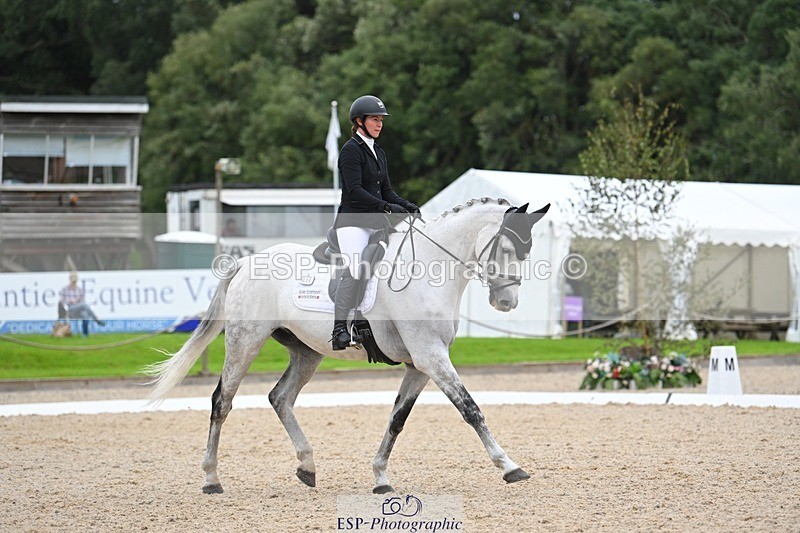 230813-174405-08725 - Cls 14 Medium Silver 16.45 to End