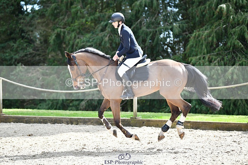 240324-125439-02713 - Cls 9 Snr 1.05m Open