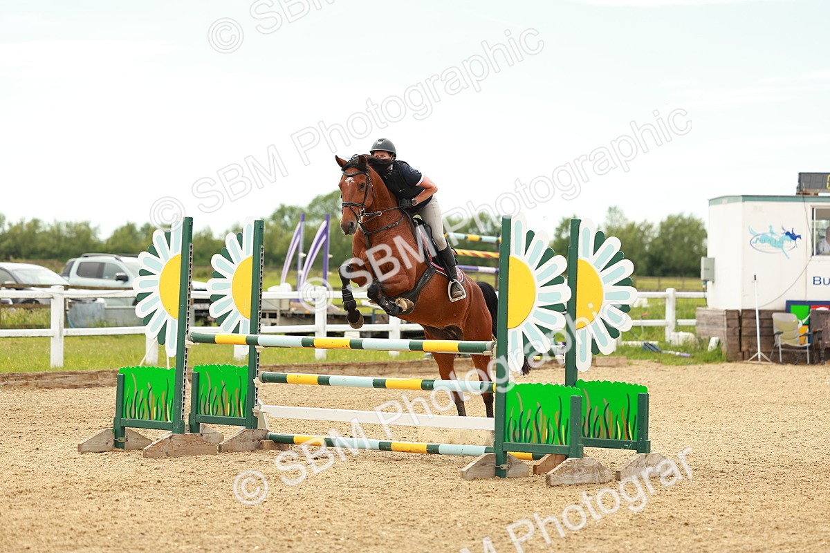 SBM_002159 - Class 4 - Senior Newcomers - 1.10m