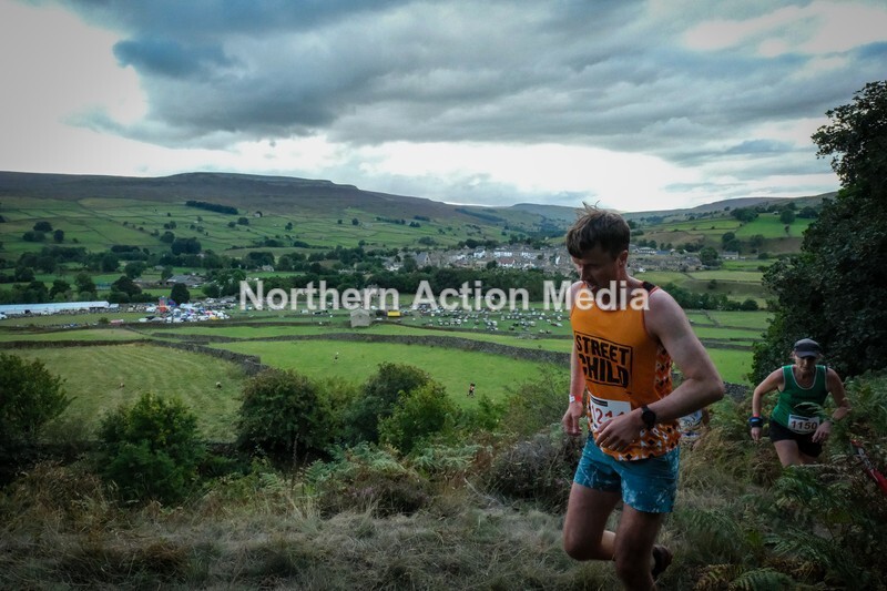 DSCF5142 - Reeth Fell race seniors