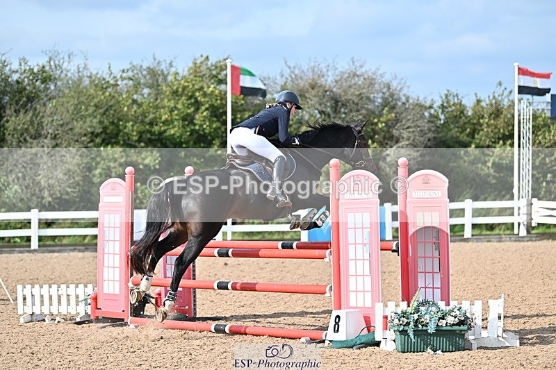 241004A-125618-02154 - Fri 09 95cm Amateur Quals