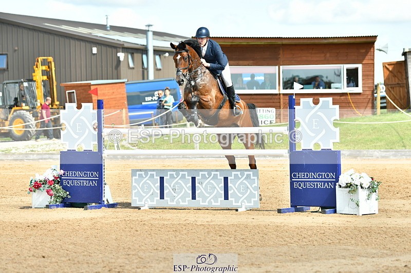 230720A-105122-01990 - Cls 5, 2 Star Medium 1.35m