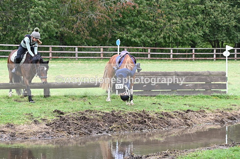 WJ6_5870 - Time at Photographer 12:31 to 12:40