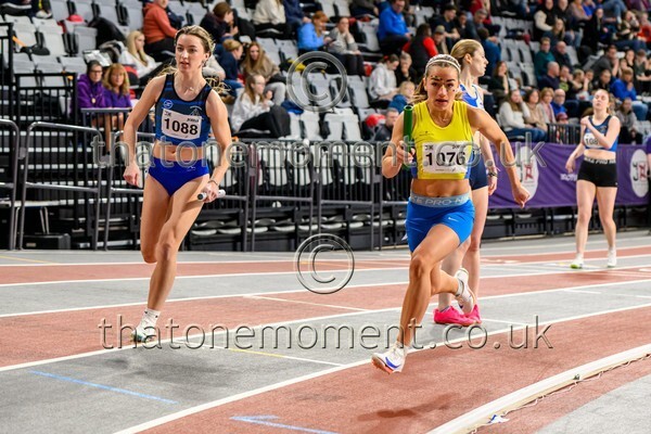 CombiMast25-914511 - Track Female Set One