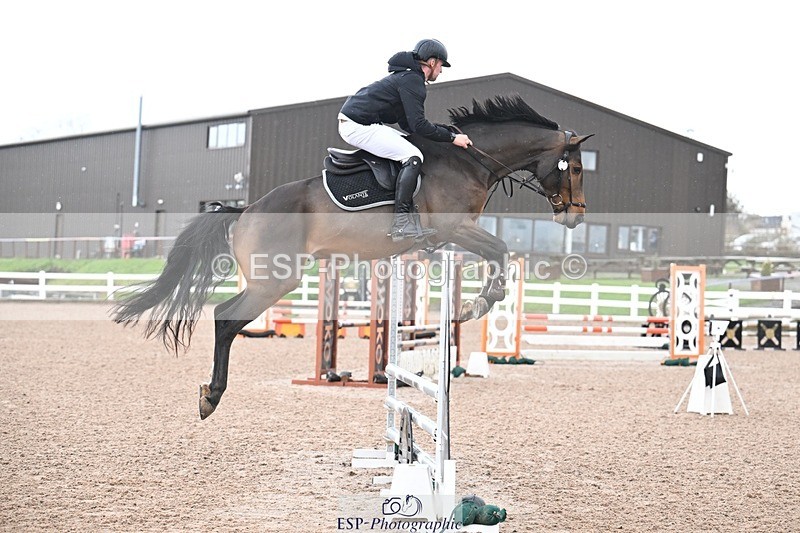 251105-102608-00167 - Cls 01 BN & 90 Open