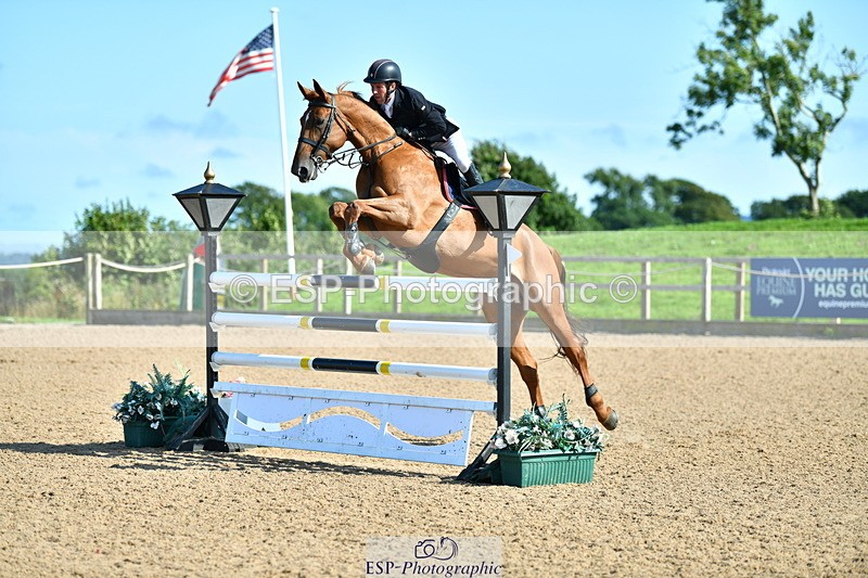 230723A-170928-13777 - Cls 8, 2 Star Medium 1.35m