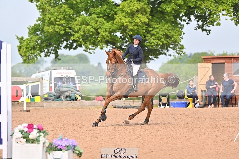 260509-104922-01698 - Cls 26a Snr Foxhunter