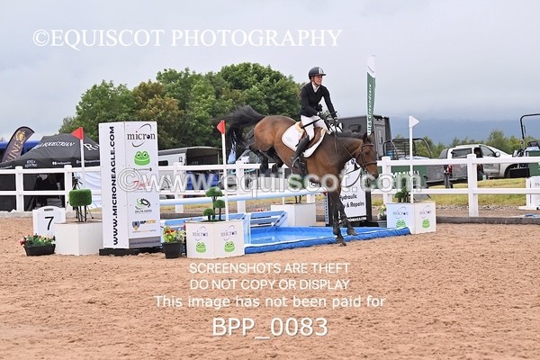 BPP_0083 - CLASS 25 SUN HOYS Redpost Equestrian Senior Foxhunter Second Round