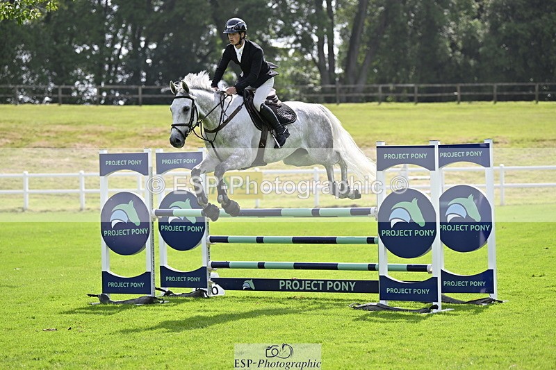 250613A-102520-00433 - Cls 1 Snr Newcomers and 1.10m Open