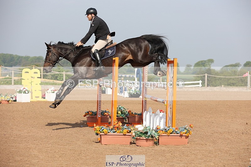 240511A-092456-11064 - Cls 32 Foxhunter