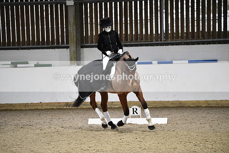 WJ5_9751 - Time 13:04 to 13:41 Fancy Dress DTM