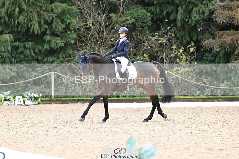 251023A-111133-01664 - B-135-Eva.Carse