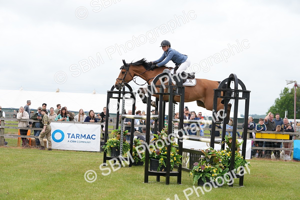 SBM_06619 - Class 202 - National 1.40m Open