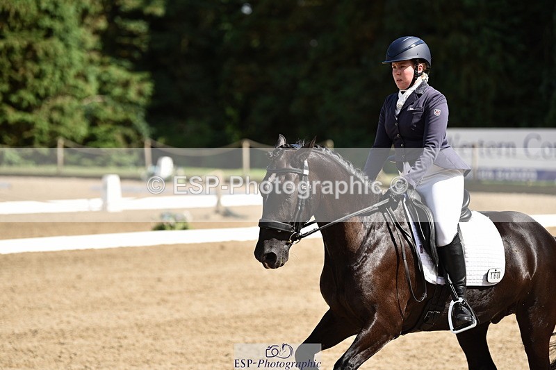 140110A-045932-12337 - 168-Samantha.Pring-Tongwynlais.Moon.Dancer