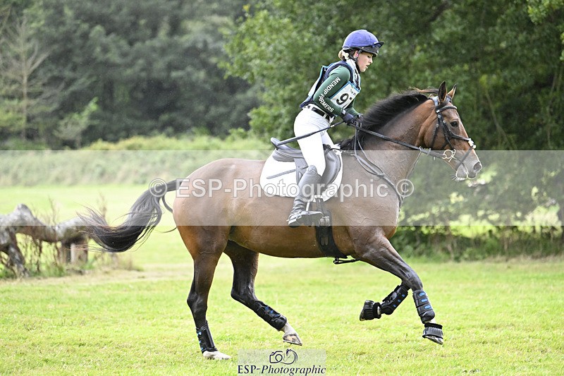 240825X-173918-38220 - 80cm XC 17.30 to End