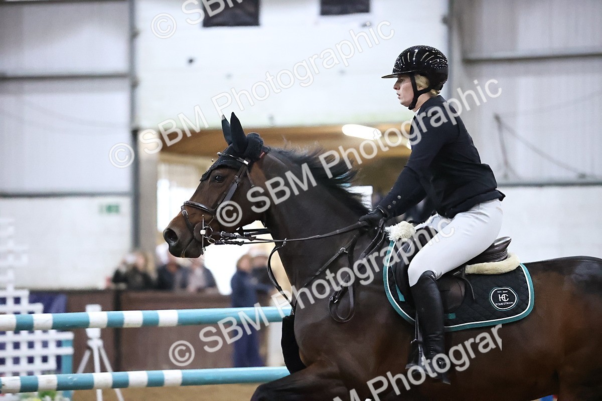 SBM_003786 - Class 12 - Senior Foxhunter 1.20m