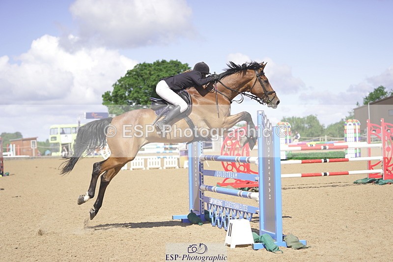 230806A-114900-01664 - Cls 13 Snr Newcomers & 1.10m Open