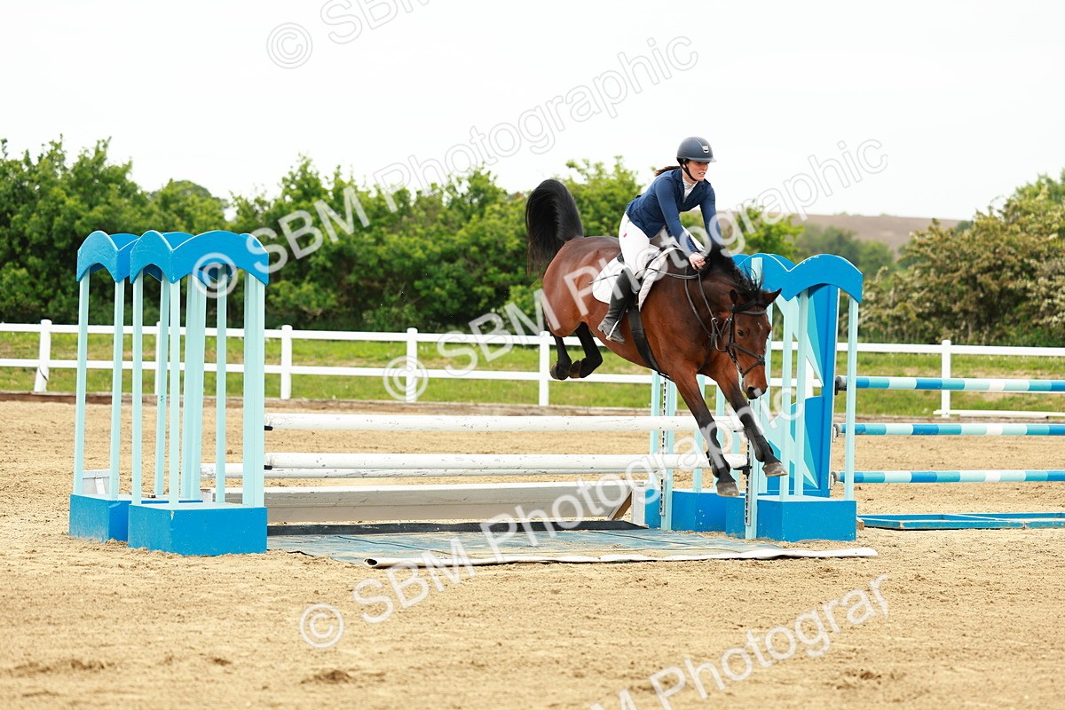 0B8A3940 - Class 4 - Senior Newcomers - 1.10m