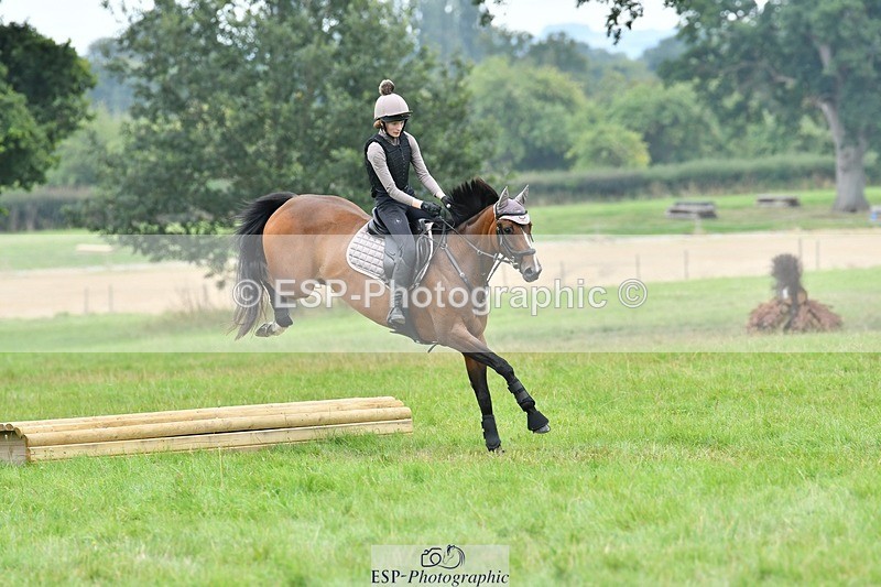 230817-131139-00830 - Theo's 1st Group - XC