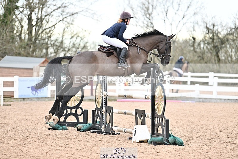 250112-115225-01161 - Cls 19 Snr 1.05m Open