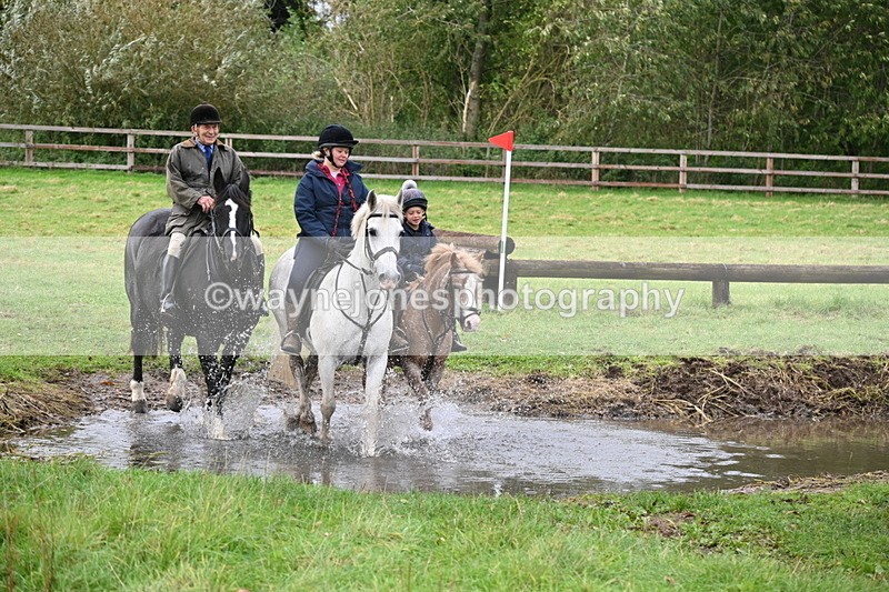 WJ6_4313 - Time at Photographer 11:57 to 12:14