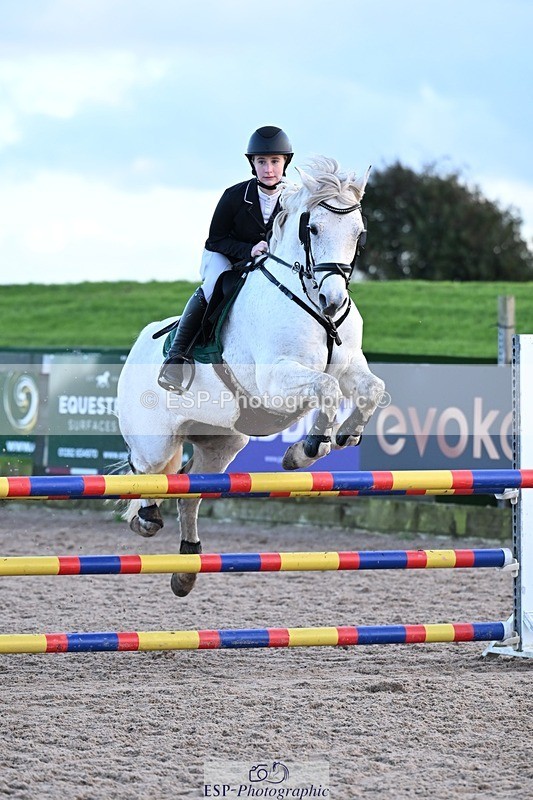 251130-144142-02237 - Cls 27, 28 & 29 1m & 1.10m Club & Schools