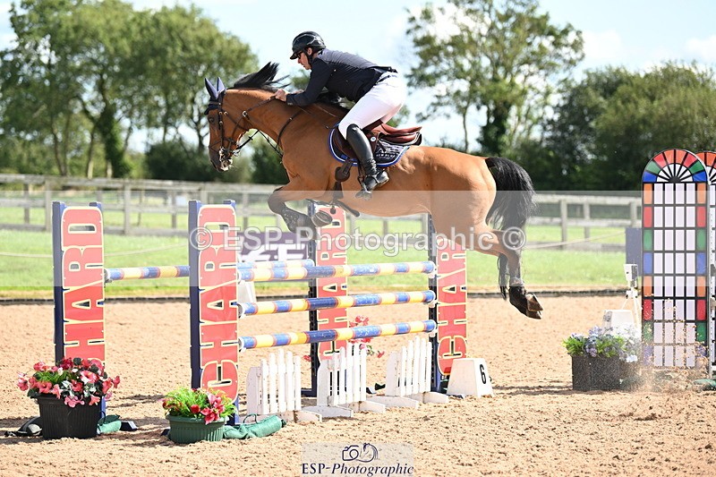 240913A-131611-04513 - Cls 15 Snr Foxhunter