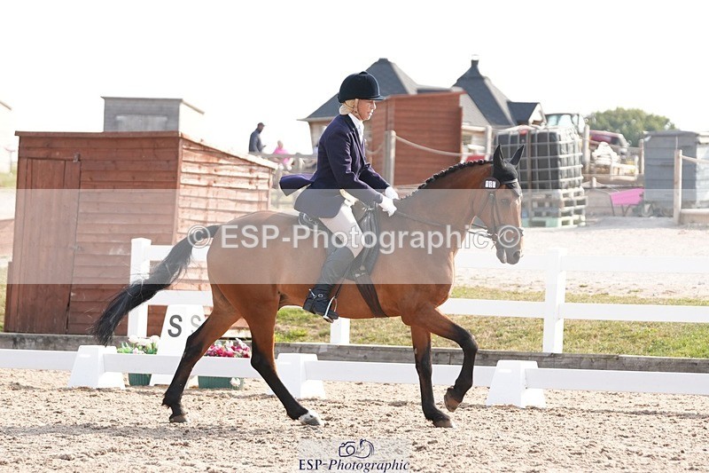 250817-093951-07191 - 157-Camilla.HankinsonChapel.Arch