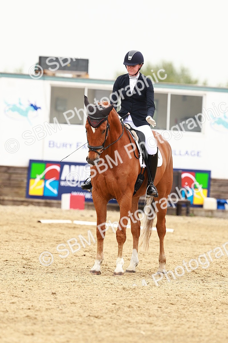 SBM_001255 - Class 6 - Novice 4