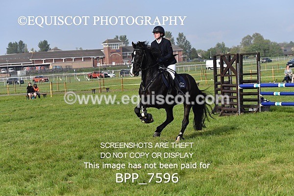 BPP_7596 - CLASS 6 Nisbets Fresh From The Farm & The Golf Inn 1.00m Amateur Championship