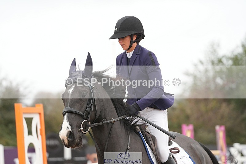 251109-103350-03404 - Cls 19 Snr 1.05m Open