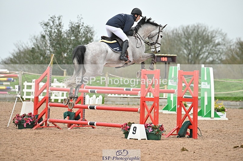 240315A-111459-00357 - Cls 2 Snr Newcomers