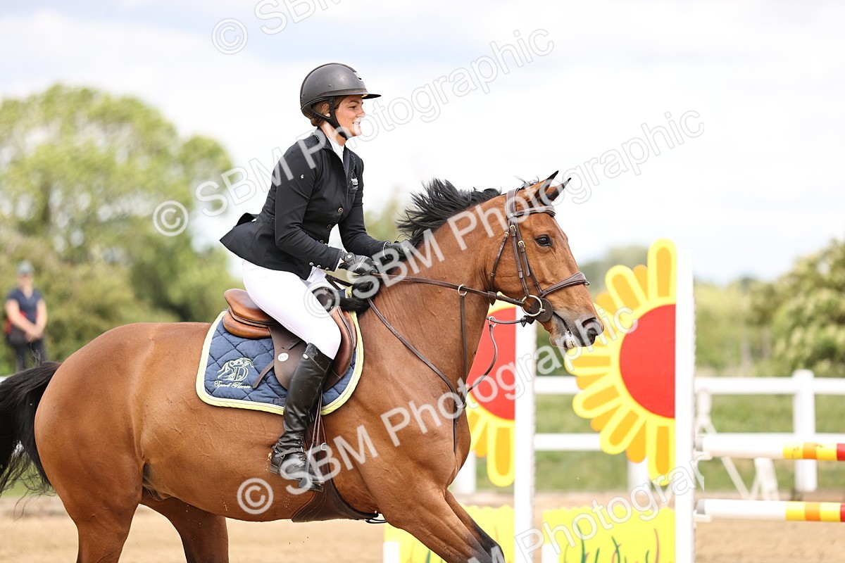 SBM_003239 - Class 11 - Senior Newcomers - 1.10m