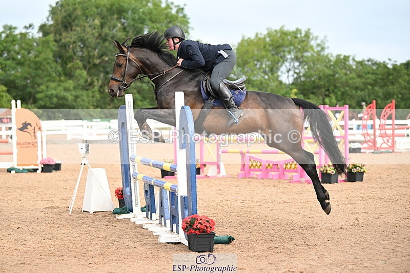 240802A-085132-03252 - Cls 21 A&B Brit Nov & 90cm Open