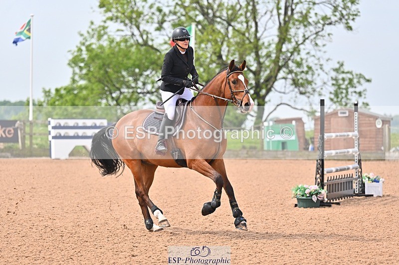 260509-110607-01818 - Cls 26a Snr Foxhunter