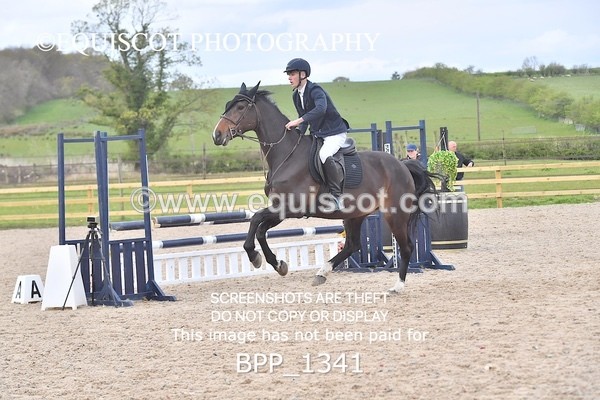 BPP_1341 - CLASS 15 SAT Senior BritiNovice/ 90cm Open