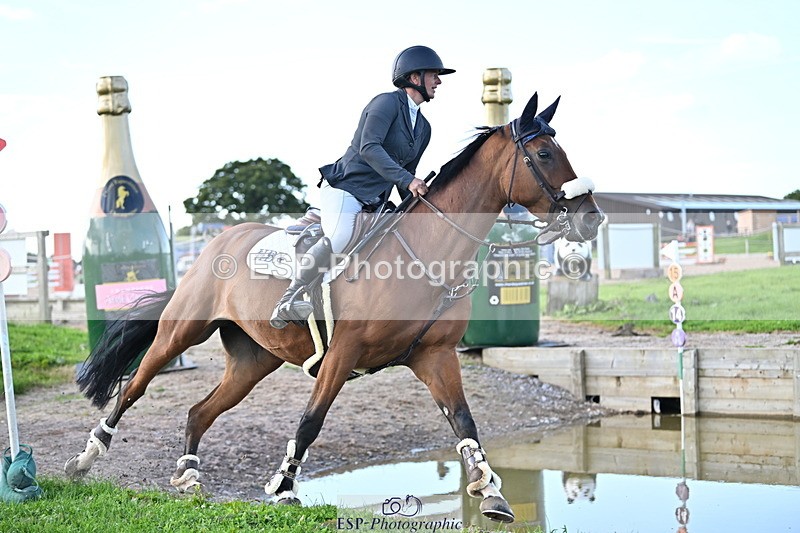 240913A-171345-05613 - Cls 19 Snr 1m Open Speed Derby