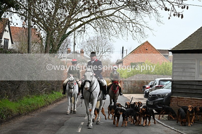 WJ7_1022 - Pub Corner