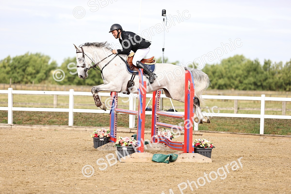 SBM_009345 - Class 7 - Senior Discovery - 1.00m Open