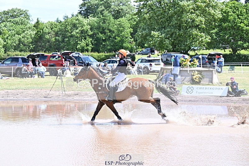 250525A-131304-16187 - D-464-Alexandra.McAlpine-GLOBAL.VICTORY