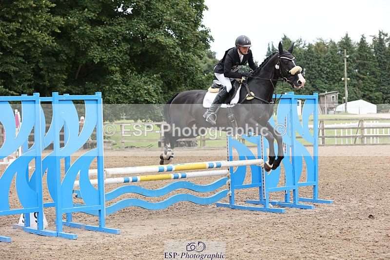 240804-142222-15835 - 616-Max_Forster-HEVANS_ROYAL_REVOLUTION