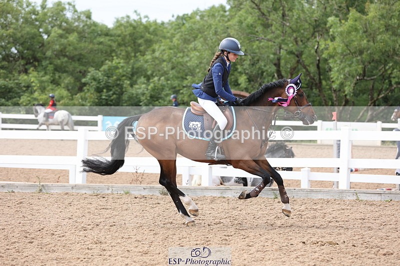 240630A-165553-15392 - Cls 33 Foxhunter and 1.10m Open