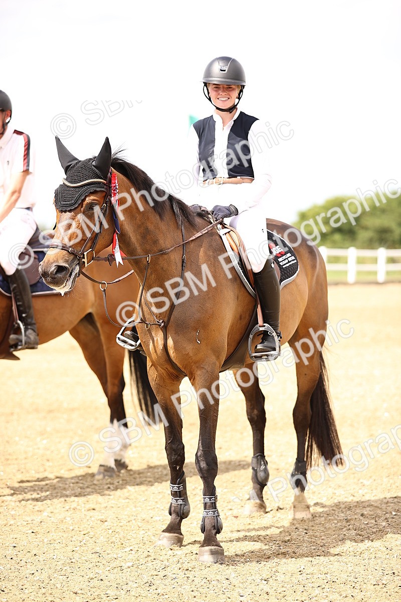 SBM_002137 - Class 16 - GFS Senior Newcomers 1.25m