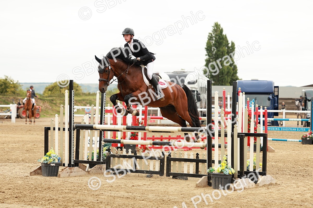 SBM_016626 - Class 20 - Senior Newcomers - 1.10m