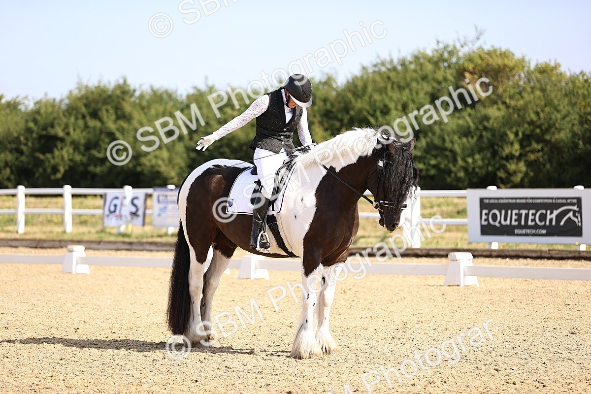SBM_008646 - Novice 5 - 08.30-9.33