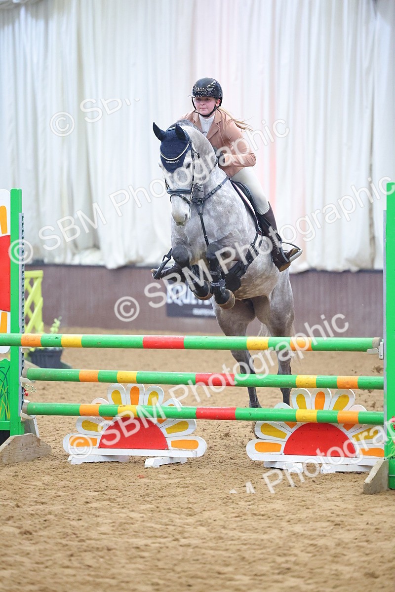 SBM_008257 - Class 21 - Nupafeed Supplements Senior Discovery/ 1m Open - First Round (1.00m)