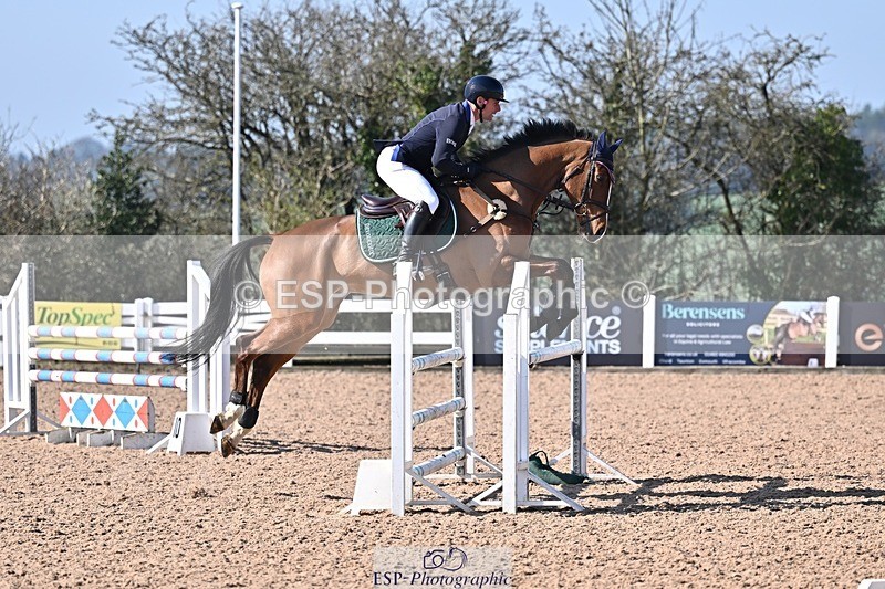 260304-120327-00306 - Cls 3 Snr 1.05m Open