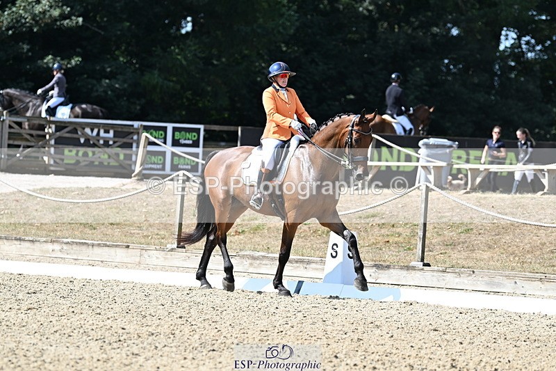 250810A-111340-05782 - 052-Tyler.BradshawMexx